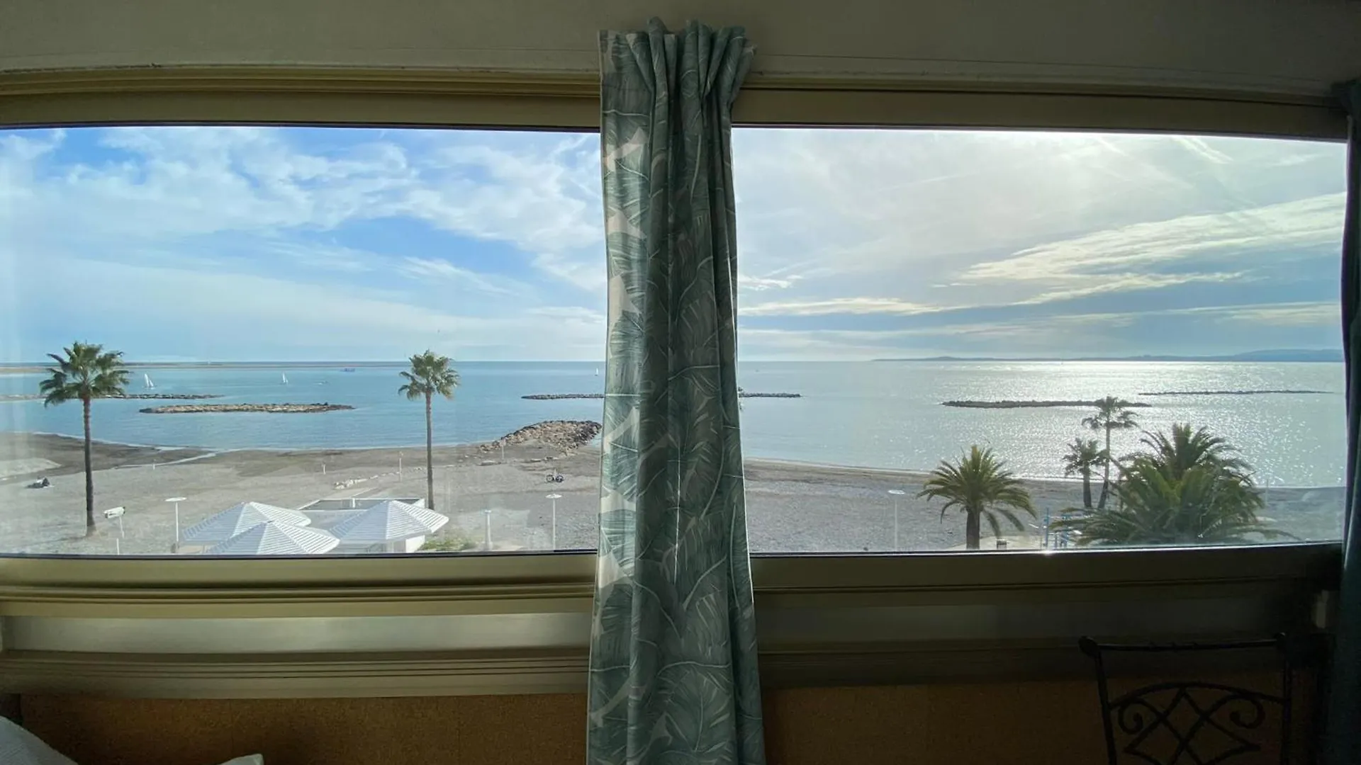 Apartment 06Bh - Beautiful Seafront Studio Saint-Laurent-du-Var